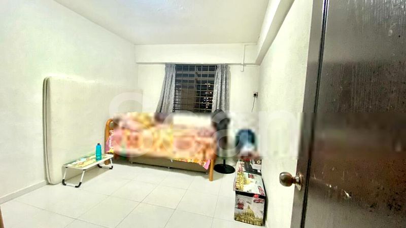 3 Room (3NG) HDB for Rent in  217 Bukit Batok Street 21 - Image 2